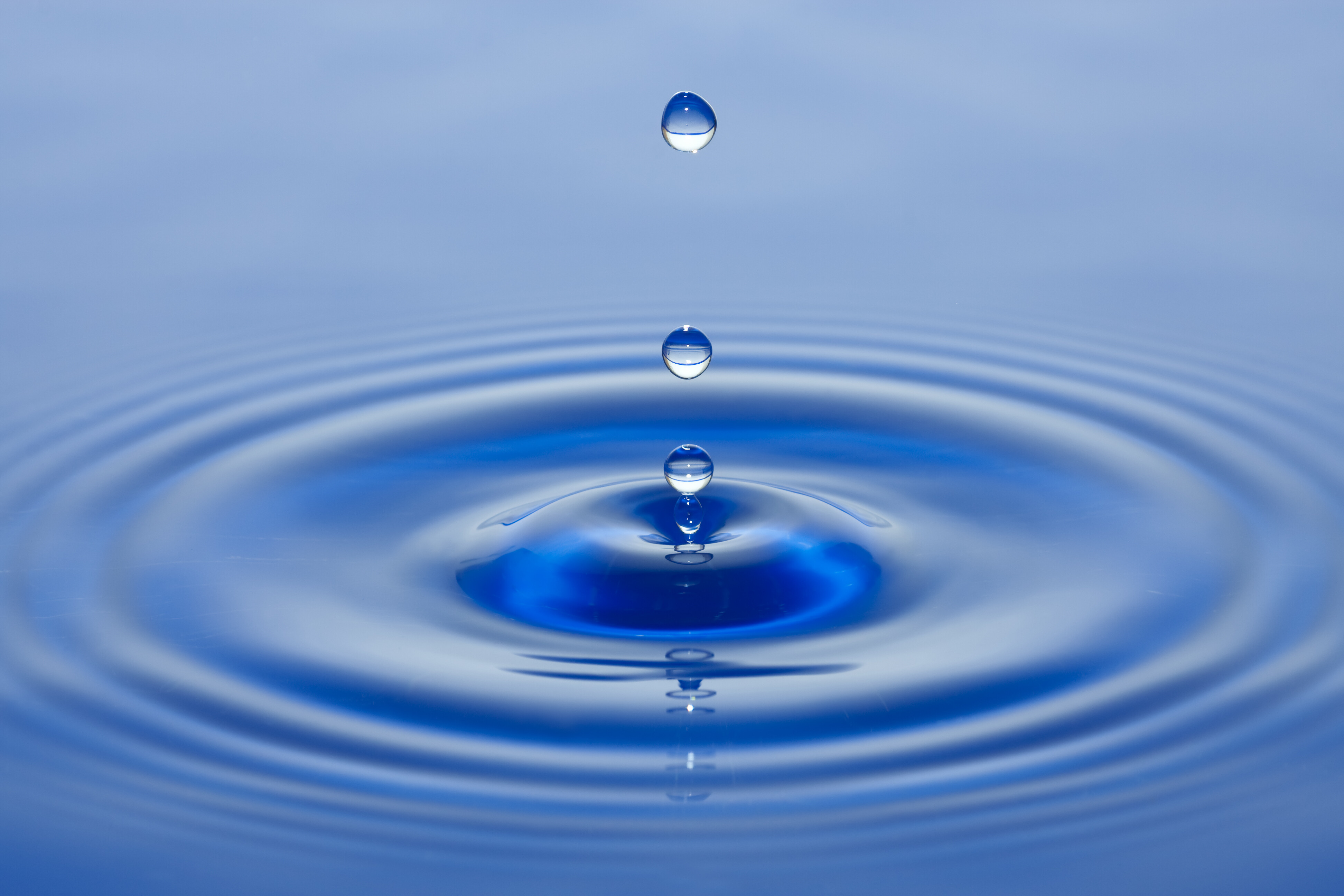 canstockphoto2953220   ripple effect