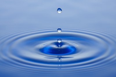 canstockphoto2953220   ripple effect